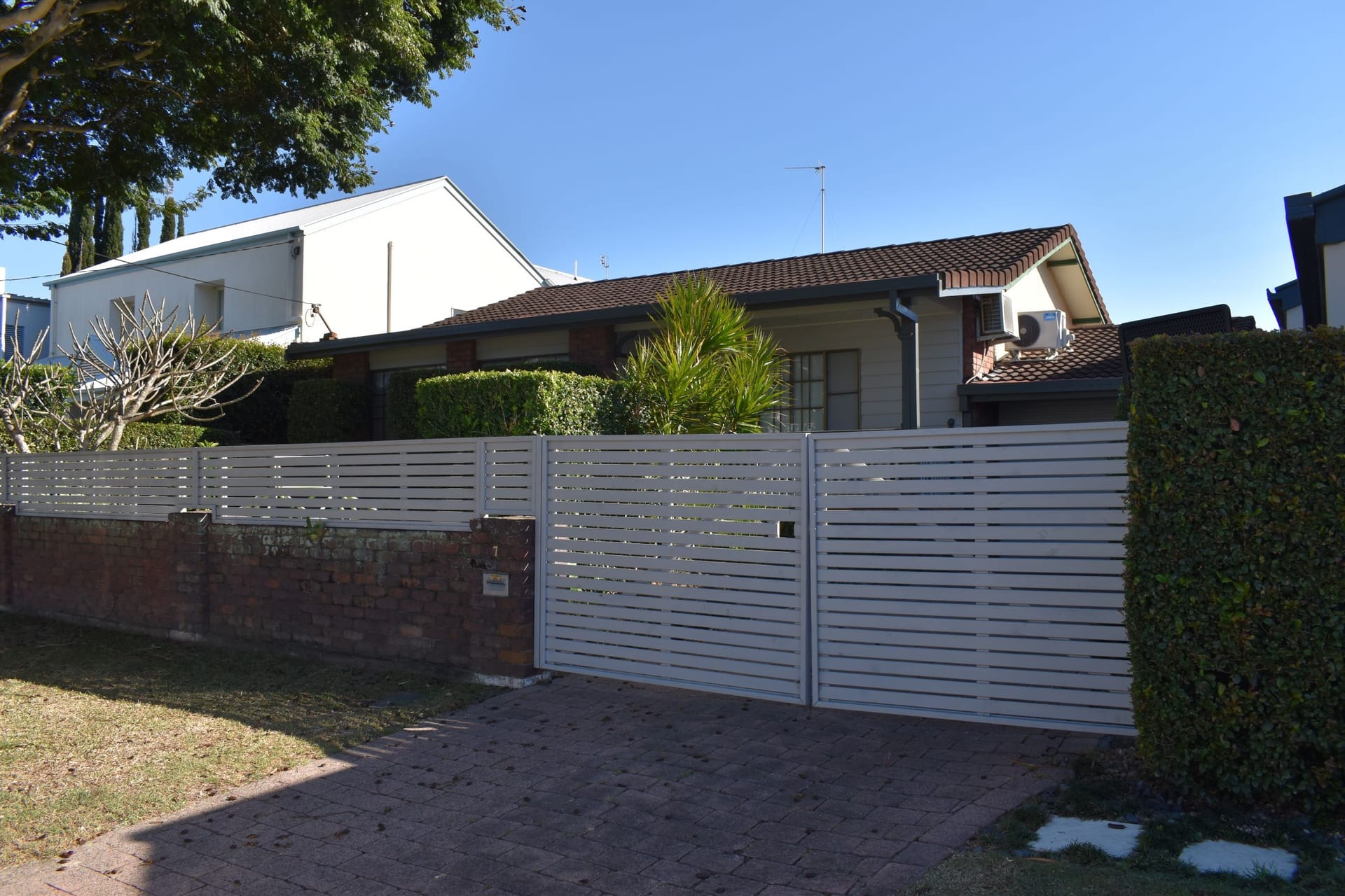 Property 7 Skiff Street, Southport QLD 4215 secondary IMAGE
