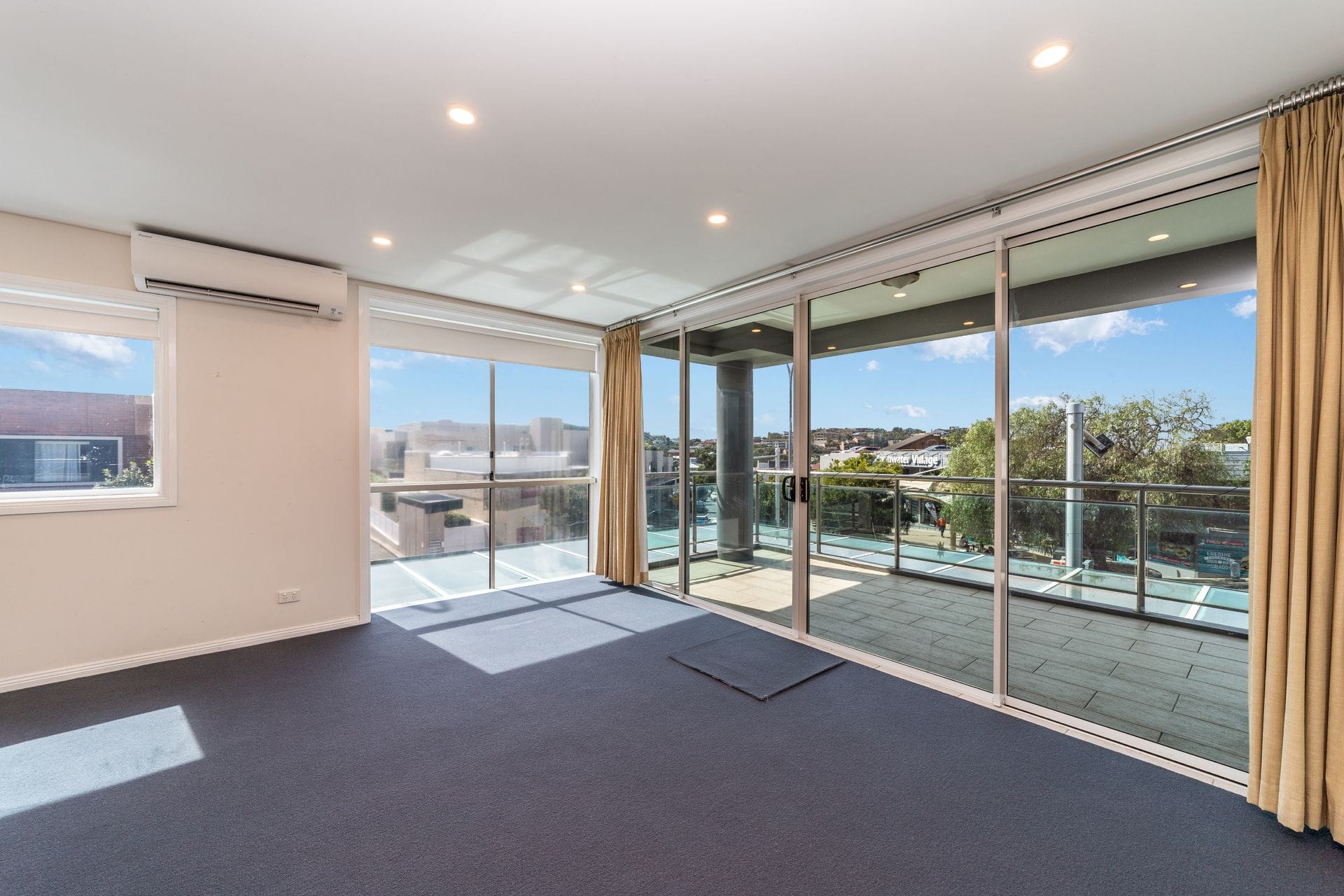 Property 3, 6-8 Lawrence Street, FRESHWATER NSW 2096 secondary IMAGE