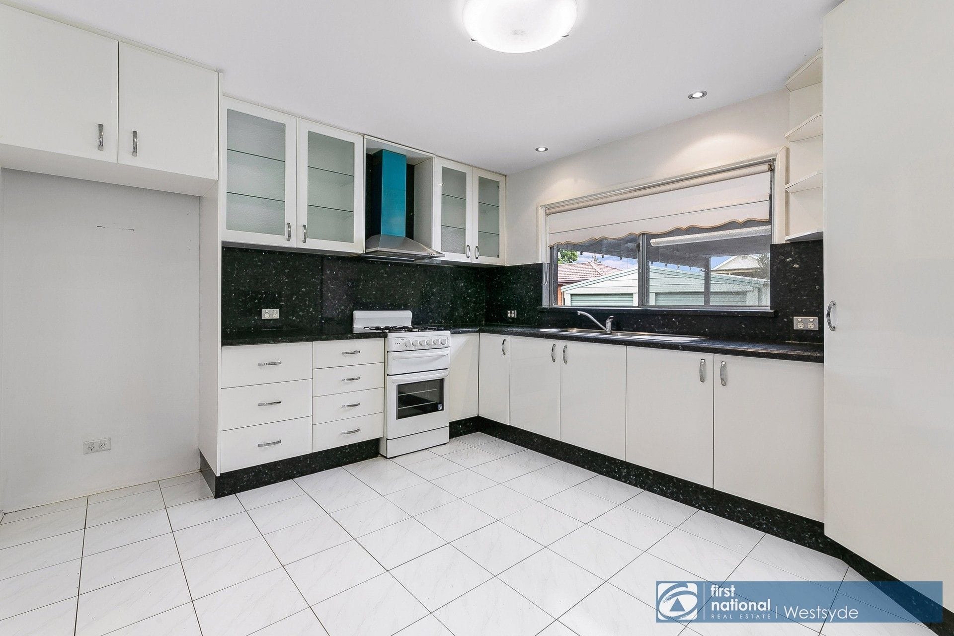 Property 33 Lavinia Street, Seven Hills NSW 2147 IMAGE