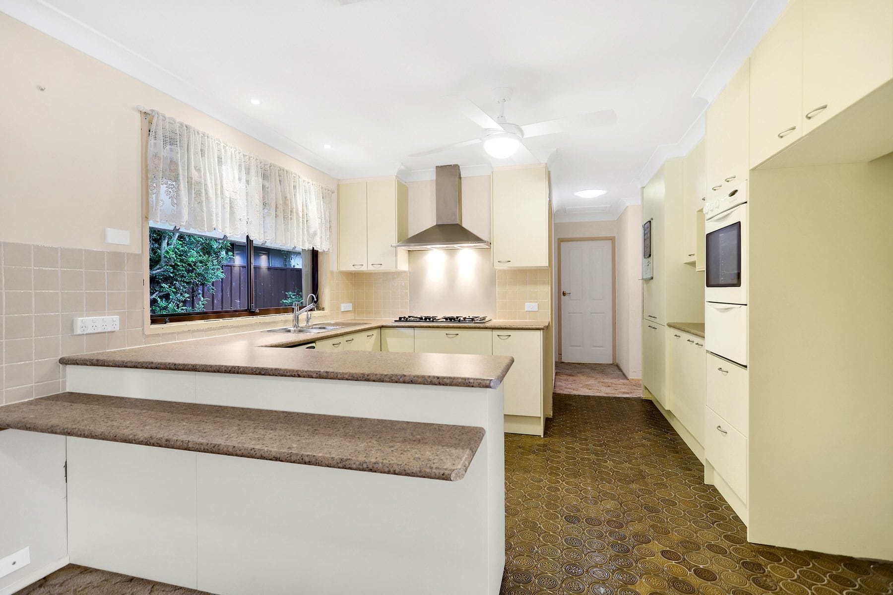 Property 18 Woodlawn Drive, Toongabbie NSW 2146 secondary IMAGE