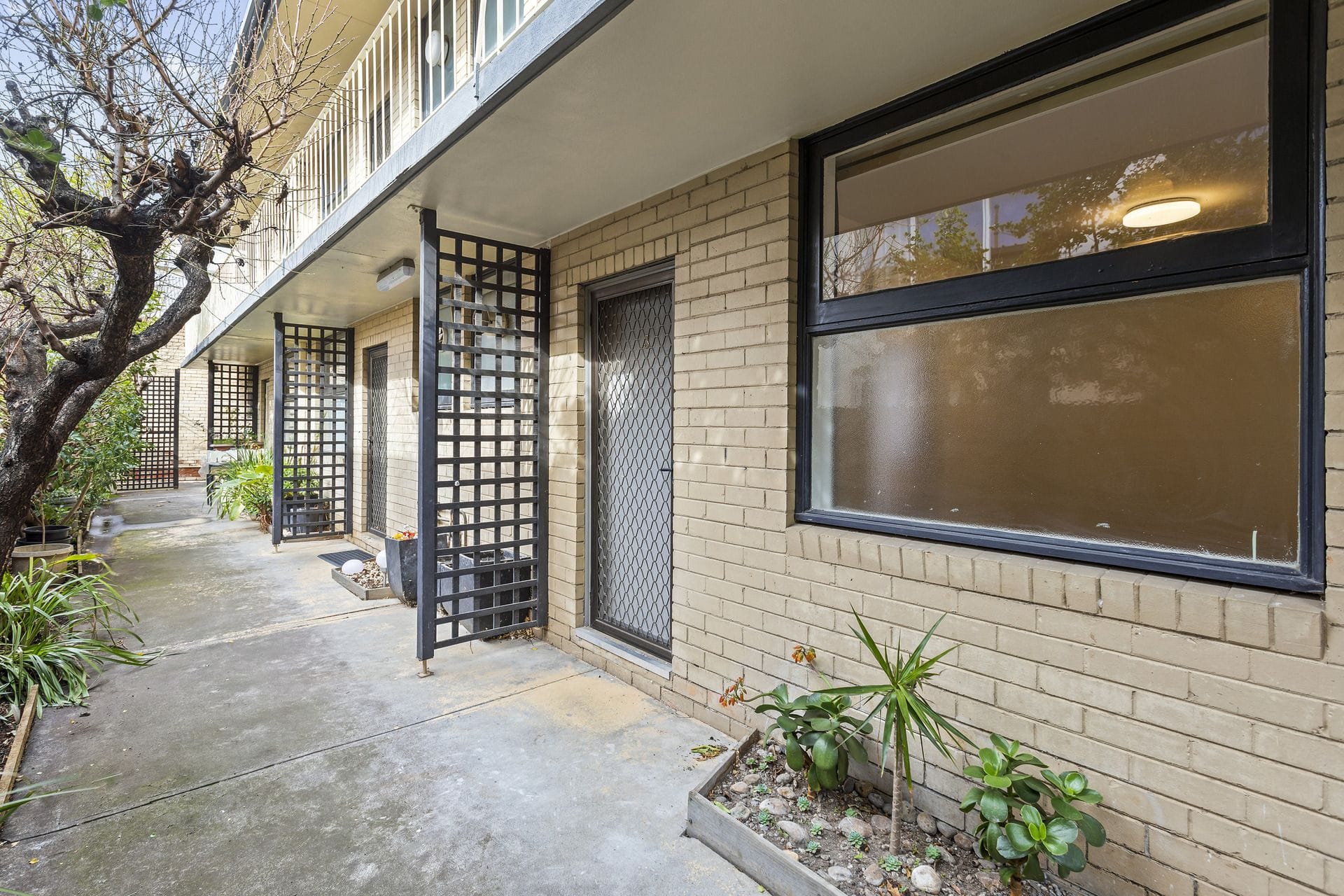 Property 3/176 St Georges Road, Northcote VIC 3070 main IMAGE