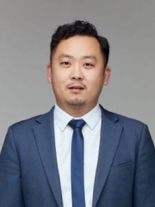 Property Agent Charles Luo