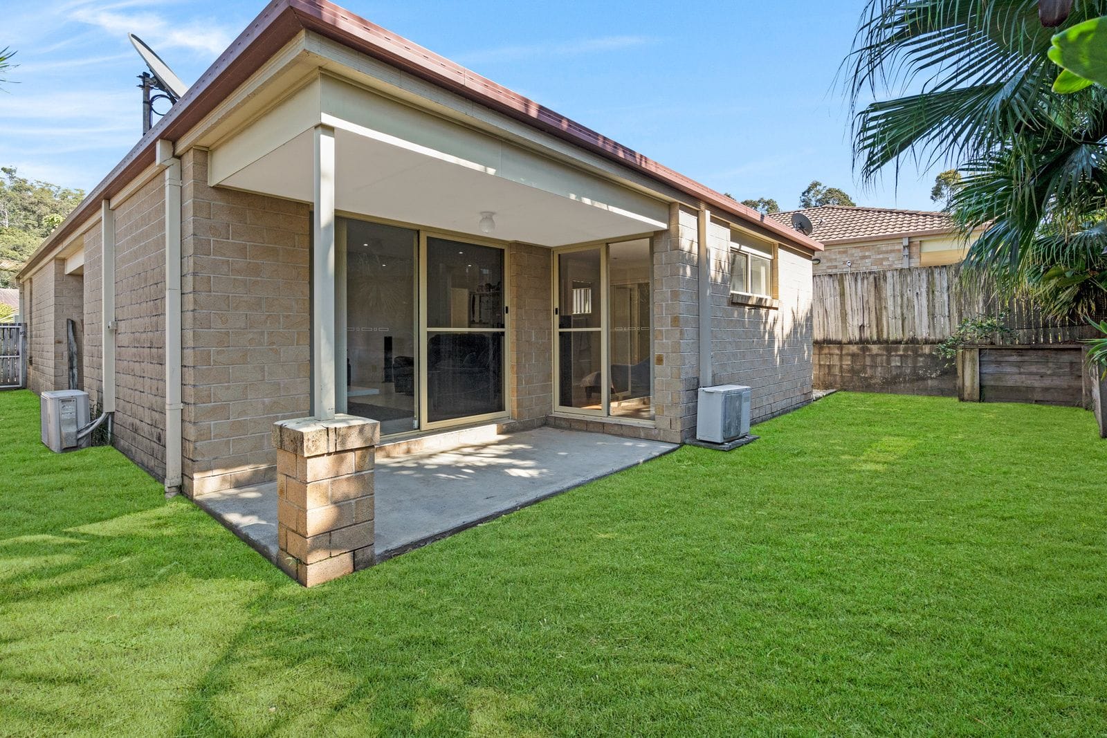 Property 7 Tillys Place, Burleigh Heads QLD 4220 main IMAGE