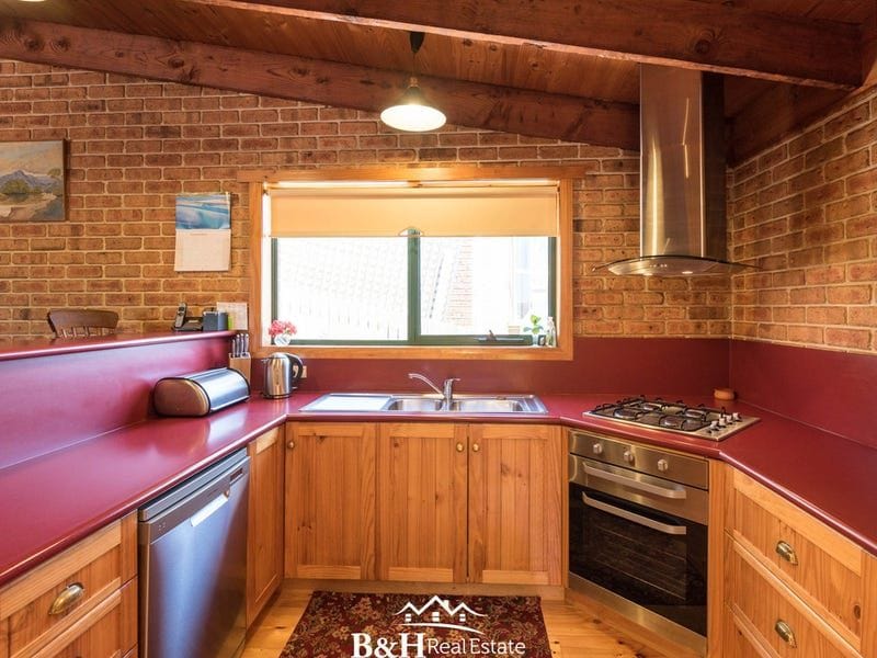 Property 68 Risby Street, ULVERSTONE TAS 7315 IMAGE