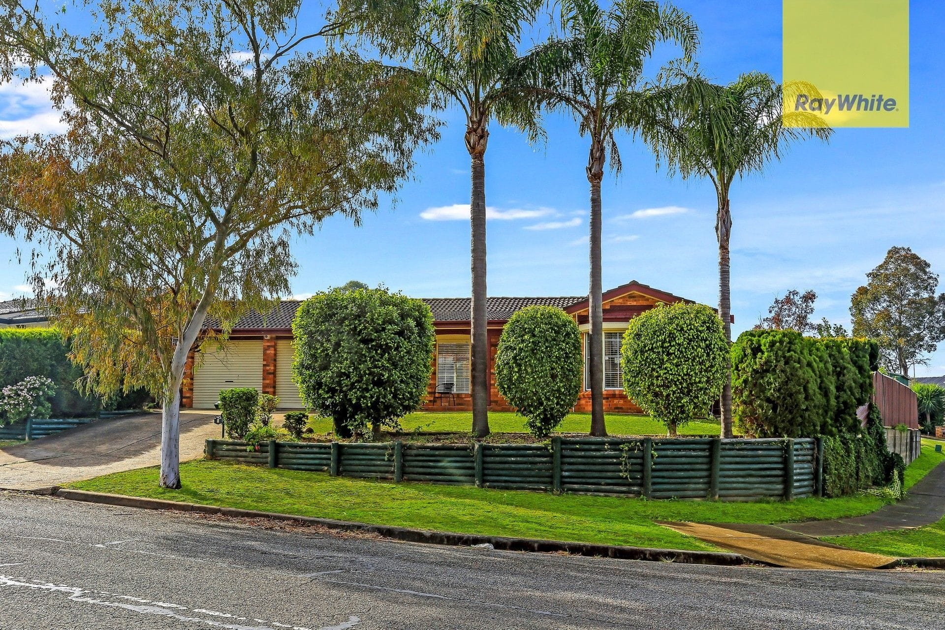 Property 9 Flinders Crescent, HINCHINBROOK NSW 2168 secondary IMAGE