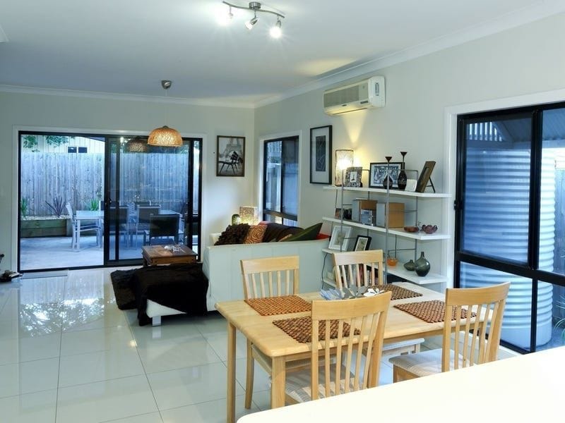 Property 10A Ponsonby Street, ANNERLEY QLD 4103 IMAGE
