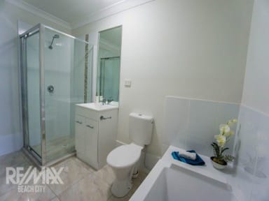 Property 11 Ainslie Street, Pacific Pines QLD 4211 IMAGE 0