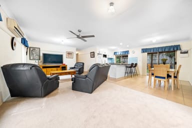 Property 18 Earls Court, HERITAGE PARK QLD 4118 IMAGE 0