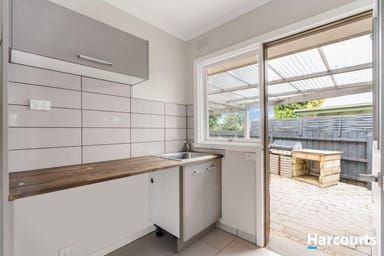 Property 16 Allister Close, KNOXFIELD VIC 3180 IMAGE 0