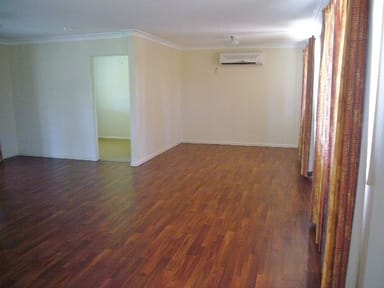 Property 10 Grebe Ct, Laidley Heights QLD 4341 IMAGE 0