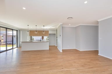 Property 4 Sea Eagle Avenue, TAMWORTH NSW 2340 IMAGE 0