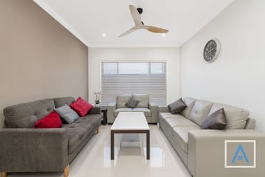 Property 16 Dowie Drive, Claymore NSW 2559 IMAGE 0