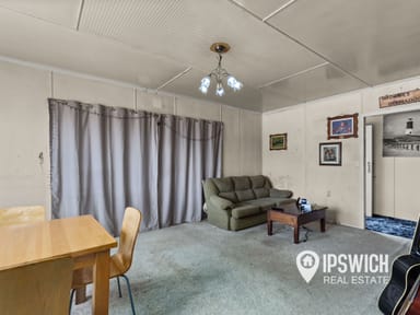 Property 26 ROBERTSON ROAD, EASTERN HEIGHTS QLD 4305 IMAGE 0