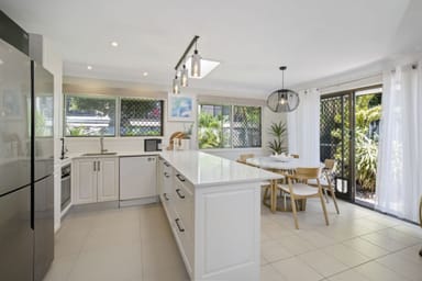 Property 2/11 Esther Place, Surfers Paradise QLD 4217 IMAGE 0