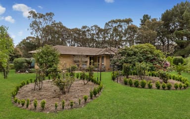 Property 11 Strathclyde Crescent, WOODEND VIC 3442 IMAGE 0