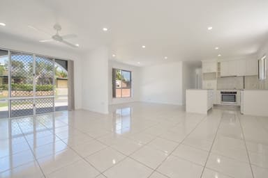 Property 17 Waratah Street, KIN KORA QLD 4680 IMAGE 0