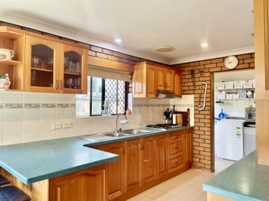 Property 73 Long Street, POINT VERNON QLD 4655 IMAGE 0