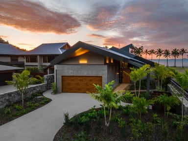 Property 'LARIMAR' Discovery Drive, FUNNEL BAY, FLAMETREE QLD 4802 IMAGE 0