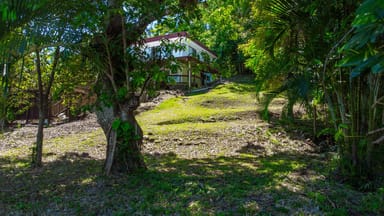 Property 72a Hillview Crescent, WHITFIELD QLD 4870 IMAGE 0