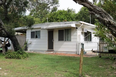 Property 32 Dwyer Street, Beachmere QLD 4510 IMAGE 0