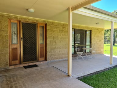 Property 422 Beaver Rock Rd, Granville QLD 4650 IMAGE 0