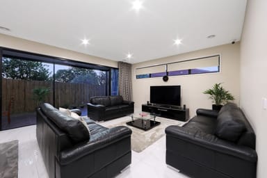 Property 14 Windermere Drive, FERNTREE GULLY VIC 3156 IMAGE 0