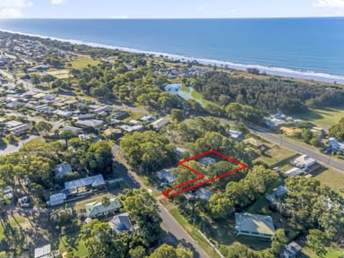 Property 15 Lagoon Dr, Moore Park Beach QLD 4670 IMAGE 0