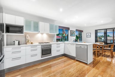Property 19 Oakley Street, Manly QLD 4179 IMAGE 0