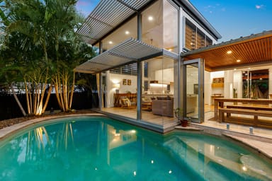 Property 4 Currawong Street, Noosa Heads QLD 4567 IMAGE 0