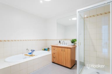 Property 49 Lincolnheath Boulevard, Point Cook VIC 3030 IMAGE 0