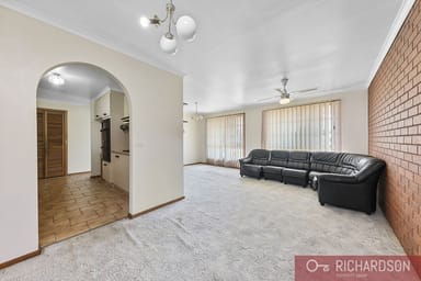 Property 8 Hotham Crescent, Hoppers Crossing VIC 3029 IMAGE 0