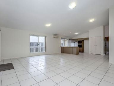Property 7 Katandra Crescent, ORMEAU QLD 4208 IMAGE 0