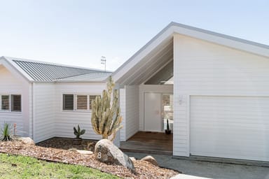 Property 8 Bendoura Street, Mollymook NSW 2539 IMAGE 0