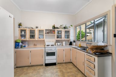Property 44 Bailey Street, WOODY POINT QLD 4019 IMAGE 0
