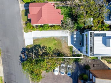Property 30 Agnes Street, SHORNCLIFFE QLD 4017 IMAGE 0