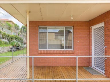 Property 4/6 Buckle Crescent, West Wollongong NSW 2500 IMAGE 0
