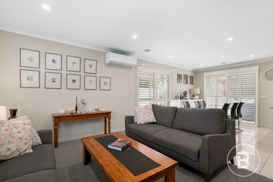 Property 9 Castlemaine Road, Creswick VIC 3363 IMAGE 0