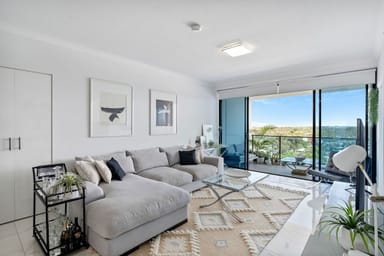 Property 31108, 5 Harbour Side Court, BIGGERA WATERS QLD 4216 IMAGE 0