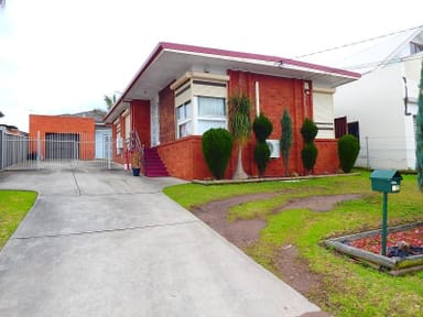 Property 82 Dawson St, FAIRFIELD HEIGHTS NSW 2165 IMAGE 0