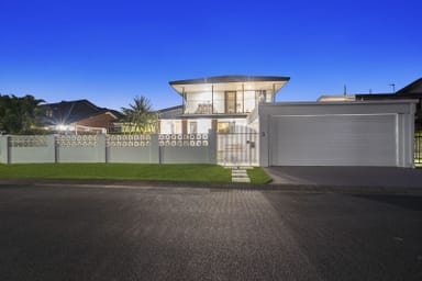 Property 3 Sandakan Avenue, Runaway Bay QLD 4216 IMAGE 0