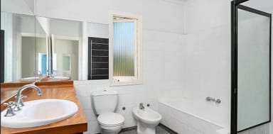 Property 10 Alicia Street, SOUTHPORT QLD 4215 IMAGE 0