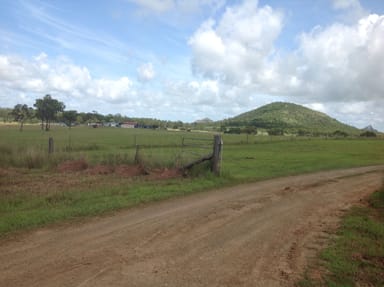 Property 1077 Old Byfield Rd, Cobraball QLD 4703 IMAGE 0