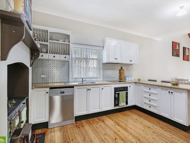 Property 10 Napier Street, BALGOWNIE NSW 2519 IMAGE 0