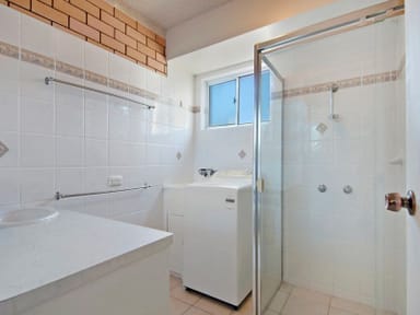 Property Unit 3, 2 Memorial Ave, Maroochydore QLD 4558 IMAGE 0