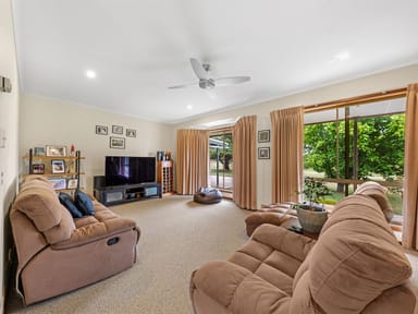 Property 44 Simpson Street, OXLEY VIC 3678 IMAGE 0