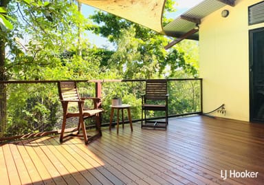 Property 204 Mount Low Parkway, BUSHLAND BEACH QLD 4818 IMAGE 0