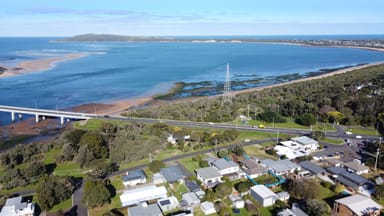 Property 13 Beach Crescent, Newhaven VIC 3925 IMAGE 0
