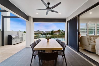 Property 70 Lakeview Boulevard, Mermaid Waters QLD 4218 IMAGE 0