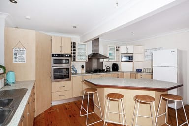 Property 10 Weonga Place, SAN REMO NSW 2262 IMAGE 0