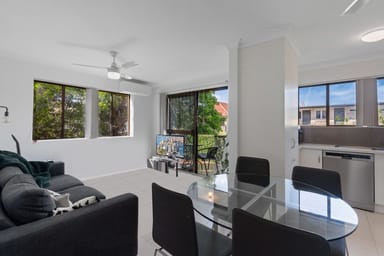 Property 5/174 Old Cleveland Road, Coorparoo QLD 4151 IMAGE 0